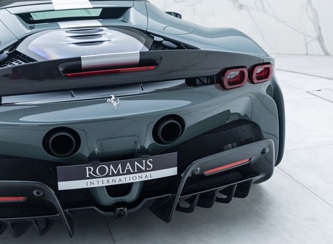 Ferrari SF90 Stradale ASSETTO FIORANO 38