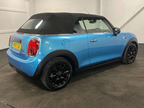 Mini Convertible 1.5 Cooper Classic 2dr 5