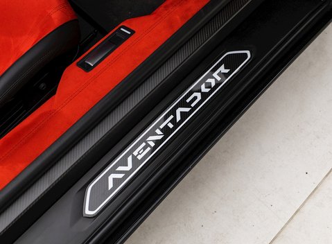 Lamborghini Aventador SV LP 750-4 Roadster 22