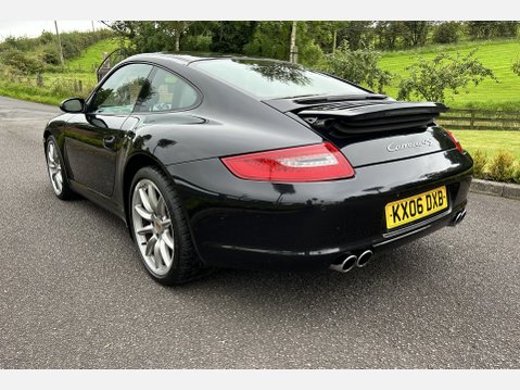 Porsche 911 CARRERA 4 TIPTRONIC S 9