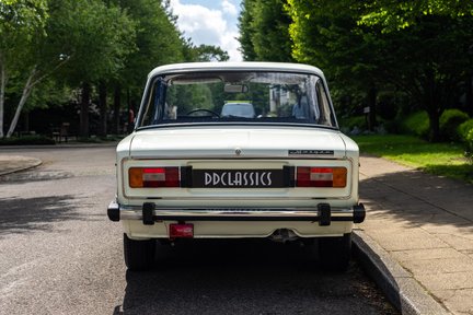 Lada 2106 4 Door 6