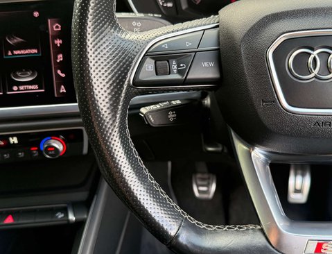 Audi Q3 1.5 TFSI CoD 35 Black Edition Sportback 5dr Petrol Manual Euro 6 (s/s) (150 16