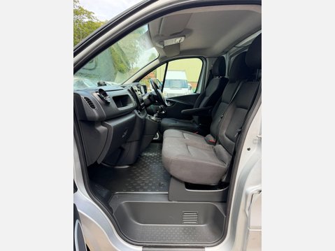 Vauxhall Vivaro 1.6 CDTi 2900 Sportive Panel Van 5dr Diesel Manual L2 H1 Euro 6 (120 ps) 34