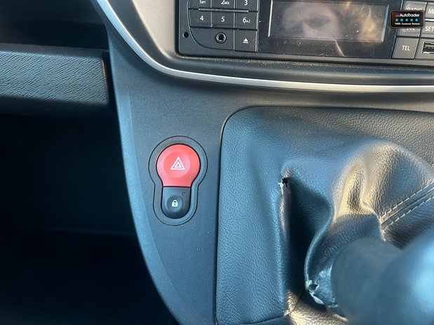 Renault Kangoo LWB L2H1 Low Roof Business Plus M19 Air Con Sensors EURO 6 NO VAT 32