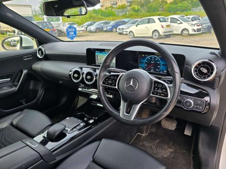 Mercedes-Benz A Class 1.3 A180 SE Hatchback 5dr Petrol 7G-DCT Euro 6 (s/s) (136 ps) 44