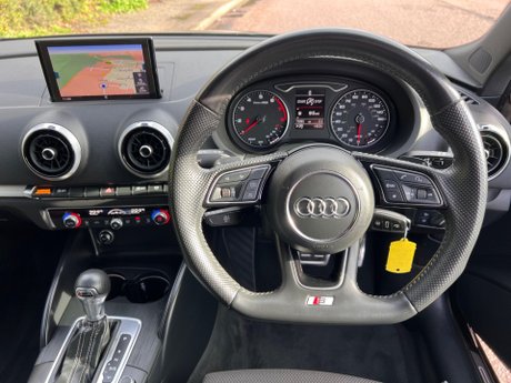 Audi A3 1.5 TFSI CoD Black Edition Sportback S Tronic Euro 6 (s/s) 5dr 56