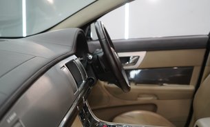 Jaguar XF D V6 PREMIUM LUXURY SPORTBRAKE One Owner Full History Rev Cam  29