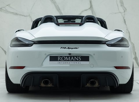 Porsche 718 SPYDER 11