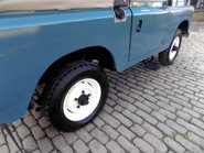 Land Rover 88 Series 111 Petrol + 7 Seats 17