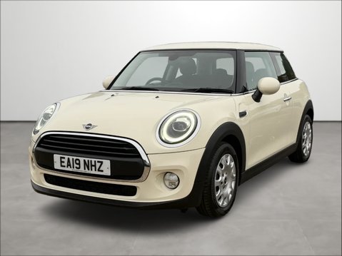 Mini Hatchback 1.5 One Classic II 3dr 5