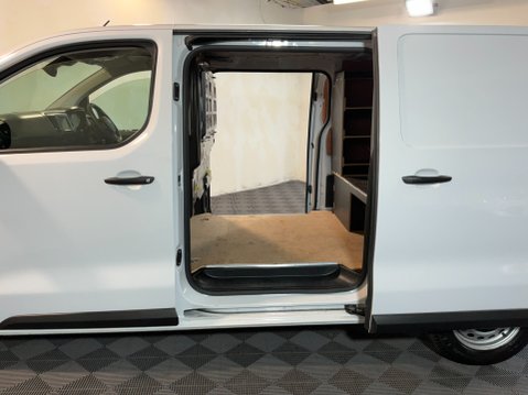 Citroen Dispatch 2.0 BlueHDi 1400 Enterprise Edition XL FWD 3 Euro 6 (s/s) 6dr 8