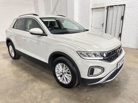 Volkswagen T-Roc LIFE TSI DSG 3
