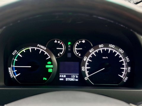 Toyota Alphard 2.4 HYBRID 12