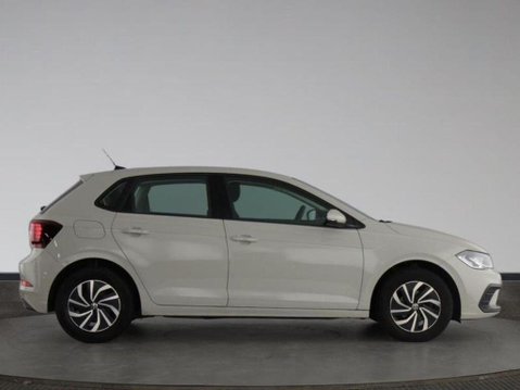 Volkswagen Polo LIFE TSI DSG 4