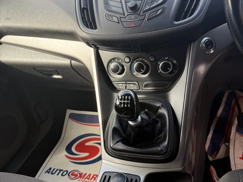 Ford Kuga ZETEC TDCI 11