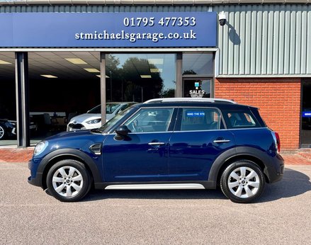 Mini Countryman 1.5 Countryman Cooper Auto 5dr 11