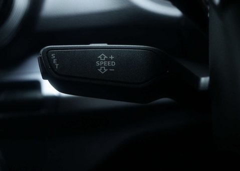 Audi Q2 1.5 Q2 S Line 35 TFSI Semi-Auto 5dr 38