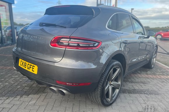 Porsche Macan 3.0 S PDK 4WD AUTO £12000 OF EXTRAS 12