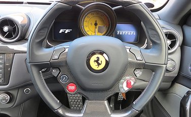 Ferrari FF 13