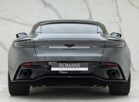 Aston Martin DB11 V8 Shadow Edition 5