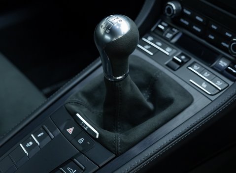 Porsche 718 Cayman GTS 4.0 19