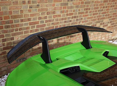 Lamborghini Huracan Performante 26