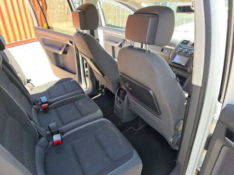 Volkswagen Touran 1.4 TSI BlueMotion Tech SEL MPV 5dr Petrol DSG Euro 6 (s/s) (150 ps) 43