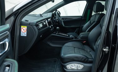 Porsche Macan GTS 20