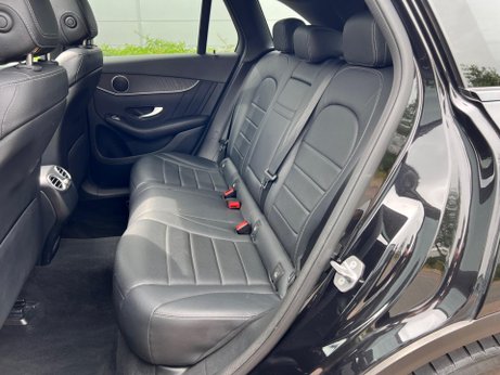 Mercedes-Benz GLC 2.1 GLC220d AMG Night Edition G-Tronic+ 4MATIC Euro 6 (s/s) 5dr 37