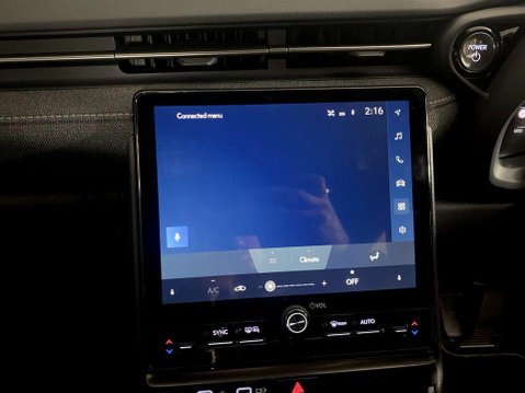 Lexus LBX 1.5 VVT-iE Premium SUV 5dr Petrol Hybrid E-CVT Euro 6 (s/s) (136 ps) Blueto 17