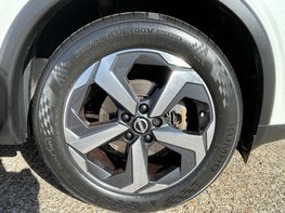 Nissan Qashqai 1.3 Qashqai N-Connecta DiG-T MHEV 5dr 16
