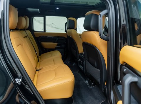 Land Rover Defender 110 V8 P525 14