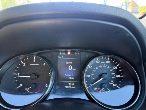 Nissan Qashqai 1.6 dCi Tekna 4WD Euro 6 (s/s) 5dr 28