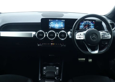 Mercedes-Benz GLB 1.3 GLB200 AMG Line SUV 5dr Petrol 7G-DCT Euro 6 (s/s) (163 ps) 20
