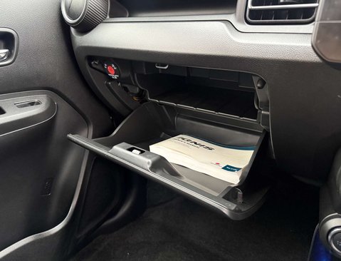 Suzuki Ignis 1.2 Ignis SZ3 DualJet MHEV 5dr 31