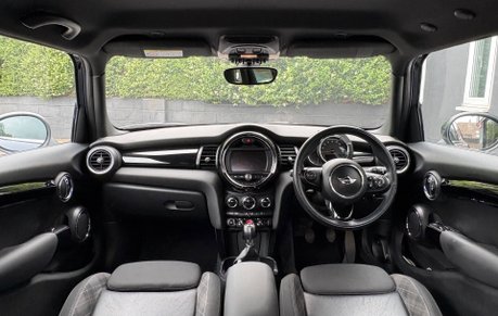 Mini Hatch Cooper D 1.5 Chili Manual 5 door - UPGRADE ALLOYS - VISUAL BOOST AUDIO 11