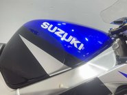 Suzuki GSX-R GIXXER 600 2003 K3 RUNNING SPORTS BIKE TRACK PROJECT 600CC 30