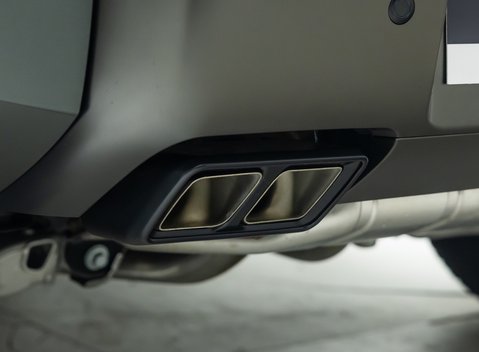 Land Rover Defender 110 OCTA EDITION ONE 47