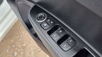 Hyundai i10 1.2 Premium SE Hatchback 5dr Petrol Auto Euro 6 (87 ps) 41