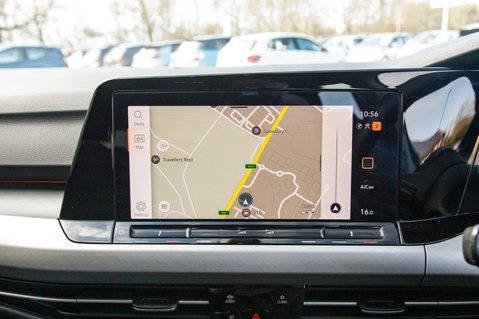 Volkswagen Golf LIFE TSI 26