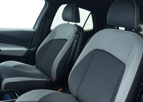 Volkswagen ID.3 Pro Performance 58kWh Business Hatchback 5dr Electric Auto (204 ps) 54