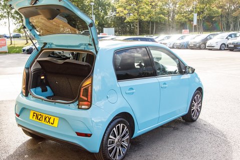 Volkswagen Up BLACK EDITION 23