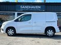 Vauxhall Combo 1.5 Turbo D 2300 Pro Panel Van 5dr Diesel Manual L1 H1 Euro 6 (s/s) (100 ps 12
