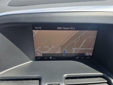 Volvo XC60 2.0 D4 R-Design Nav Auto Euro 6 (s/s) 5dr 19