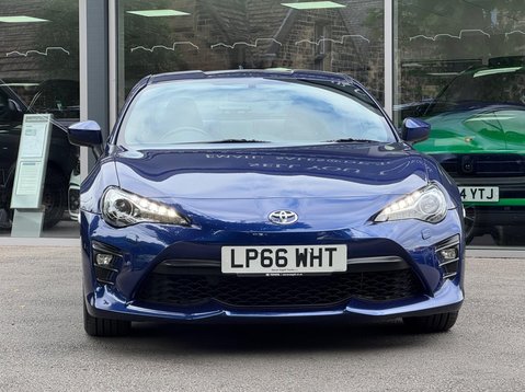 Toyota GT86 D-4S PRO 2