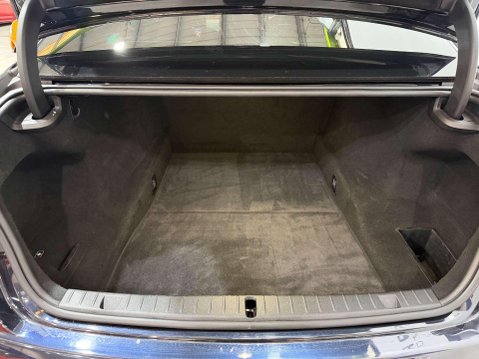 BMW 7 Series 3.0 740Ld M Sport Saloon 4dr Diesel Auto xDrive Euro 6 (s/s) (320 ps) 42