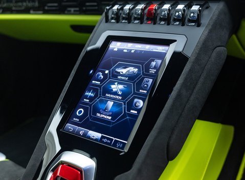 Lamborghini Huracan Tecnica 23