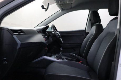 SEAT Arona TSI SE TECHNOLOGY 43