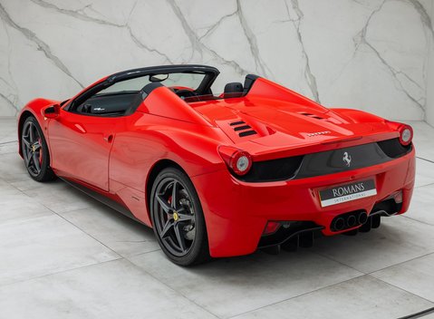 Ferrari 458 SPIDER 12