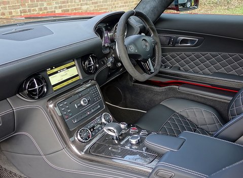 Mercedes-Benz SLS AMG GT Final Edition 21